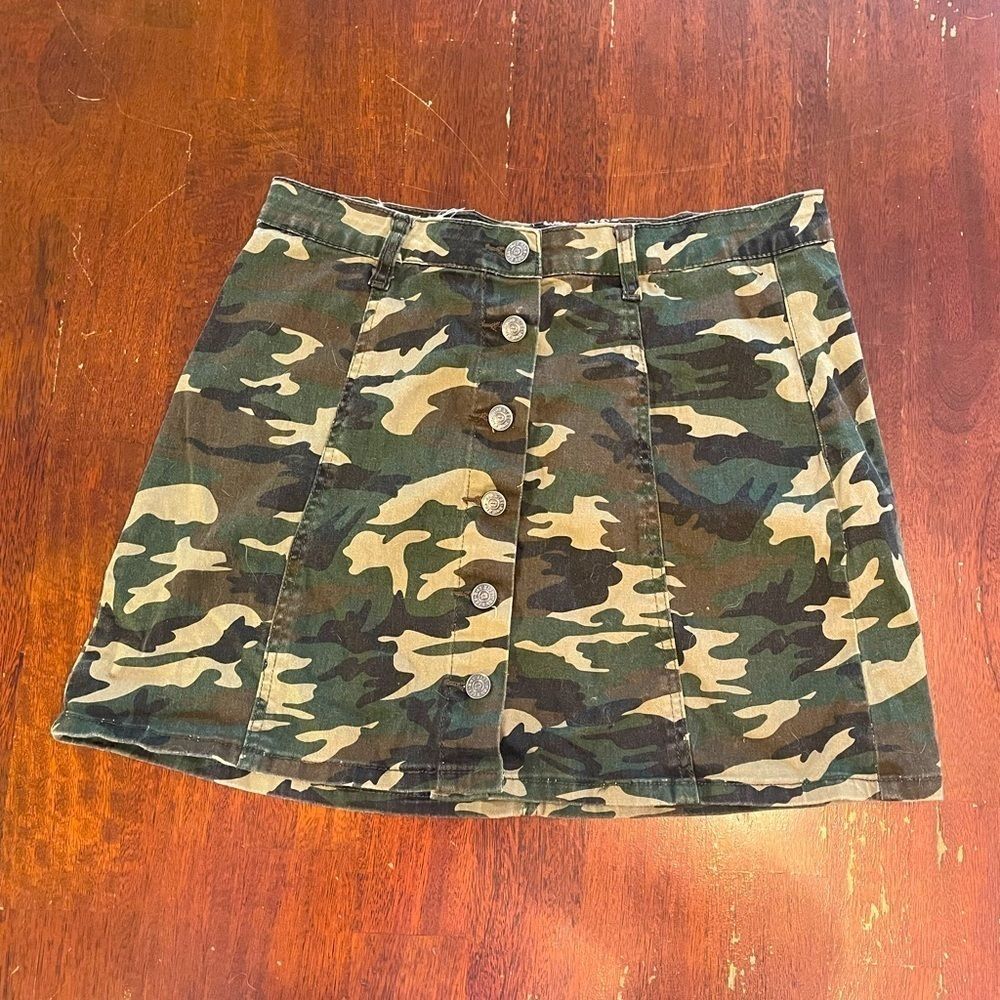 Button Down Camouflage A-line Skirt